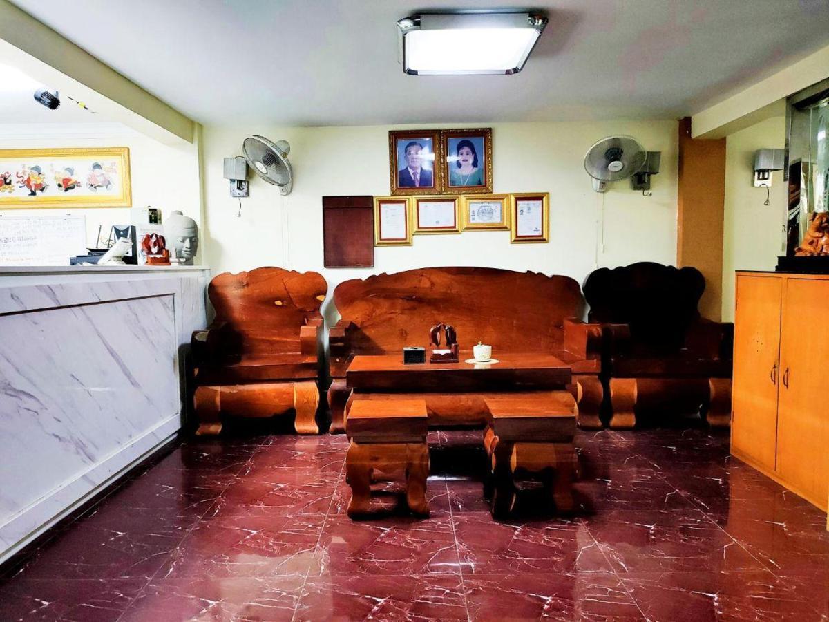 Spean Meas Hotel Phnom Penh Bagian luar foto