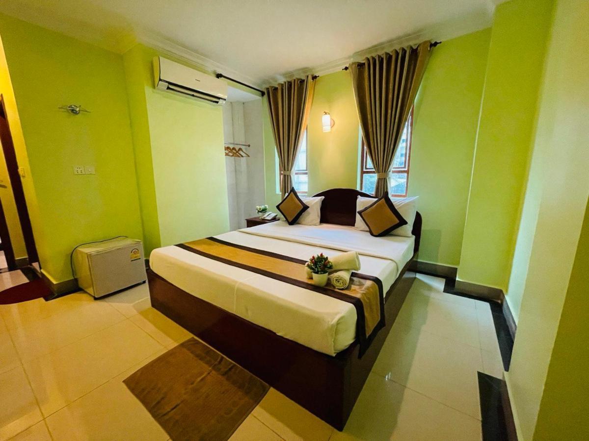 Spean Meas Hotel Phnom Penh Bagian luar foto